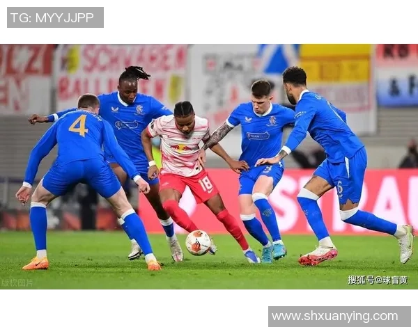 维也纳迅速与流浪者的激烈对决揭示足球战术的精彩博弈 维也纳迅速与流浪者的激烈对决揭示足球战术的精彩博弈